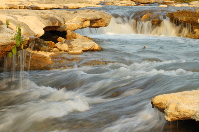 377 Falls 2AM-106120_7D small