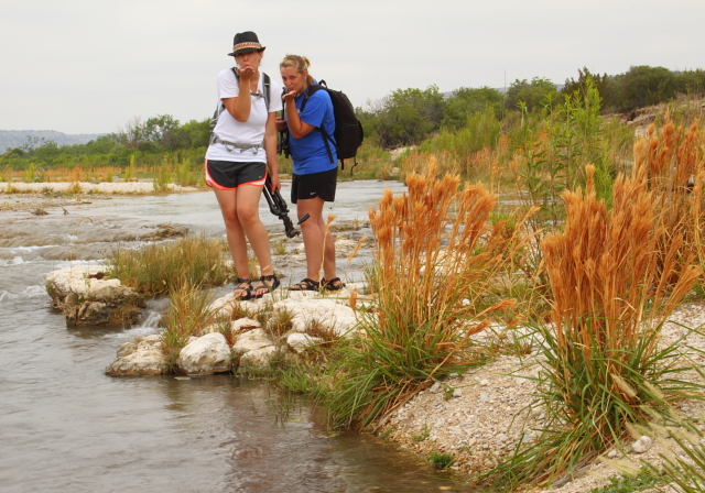 Taryn and Maddee 2AM-105498_7D small