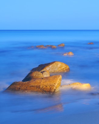 Castle Rock 2AM-113415_7D