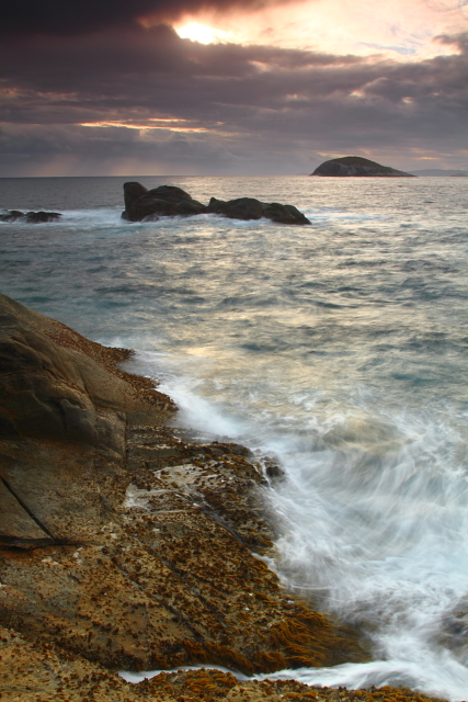The Gap 2AM-112517Canon 7D with Canon 24-105mm f/4 lens plus Cokin Z-pro Graduated Neutral Density filters.© Andrew and Allison McInnes/2AM Photography. All rights reserved.