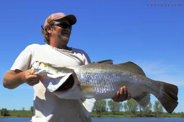 Duane-and-Barramundi-2AM_3066_b
