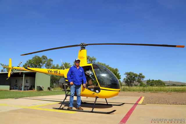 Helicopter-and-Pilot-2AM-003668