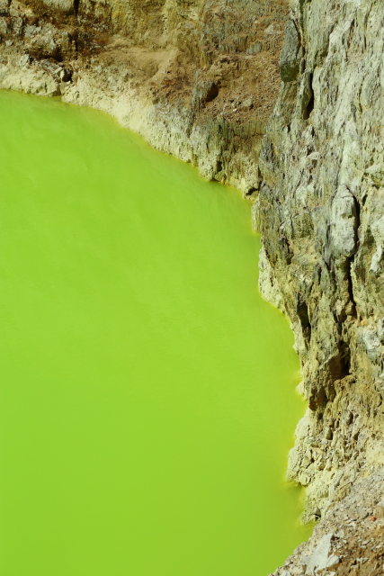 Devils Bath - Waiotapu 2AM-000325