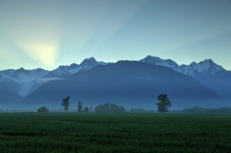 Fox Glacier 2AM 1002-4 HDR. ©Andrew McInnes