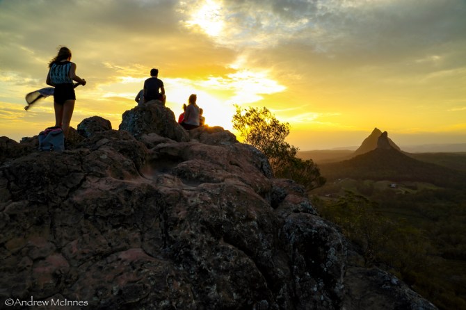 glasshouse-mountains-2am-004013