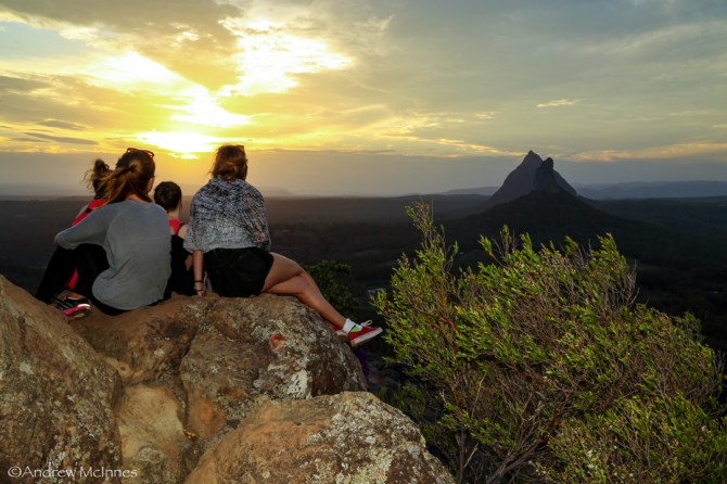 glasshouse-mountains-2am-004021