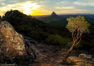 glasshouse-mountains-2am-3992-3995_edit-stitch